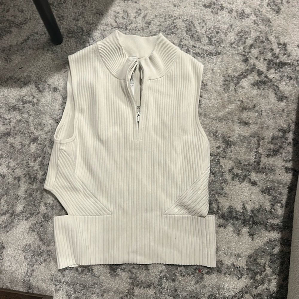 Lululemon ribbed tank zip up with cut outs